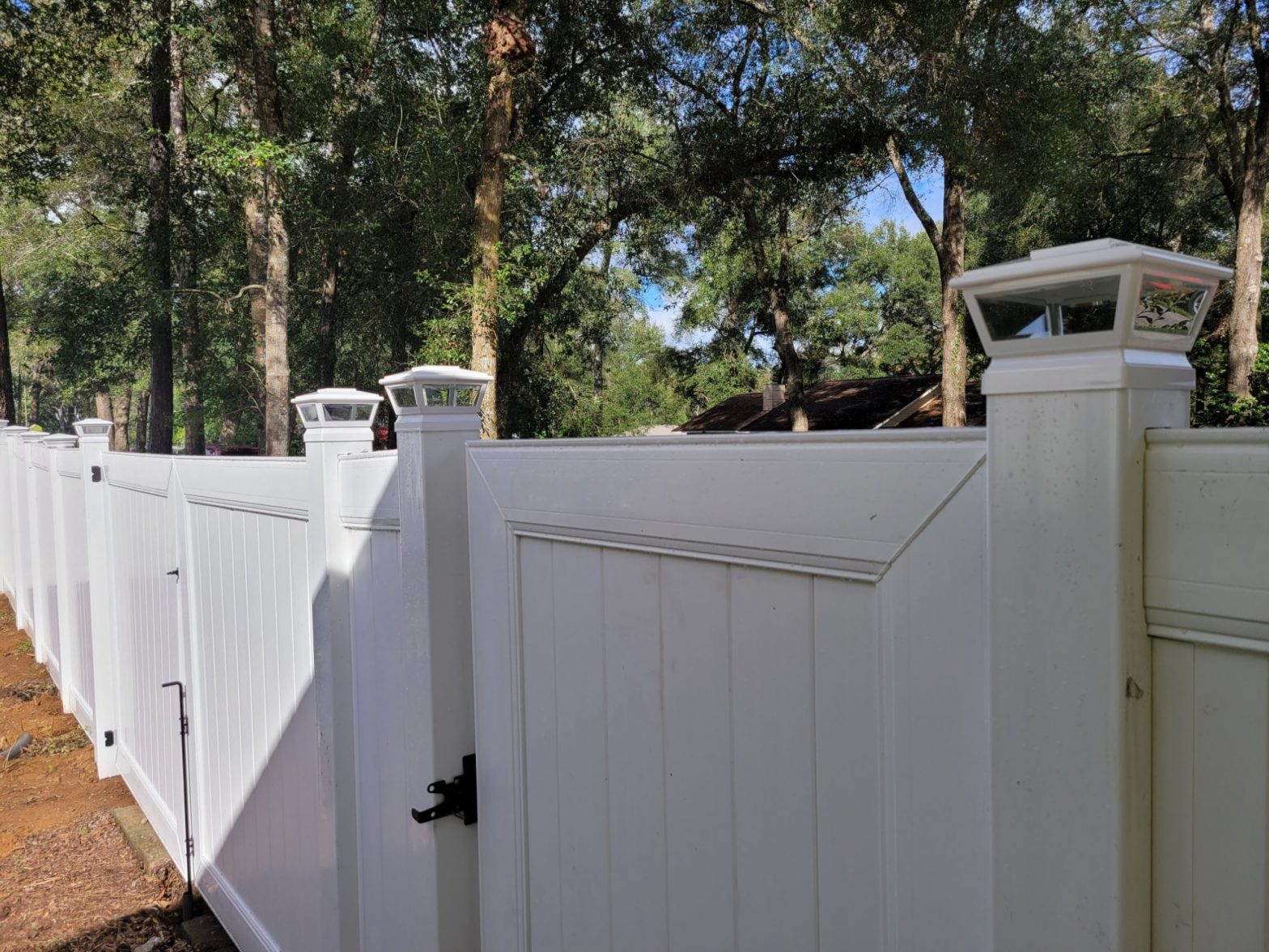 How to Make the Choice for Vinyl Fences in Ocala, FL