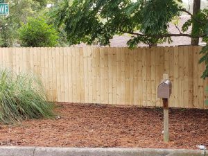 Photo of wood stockade fence in Ocala Florida