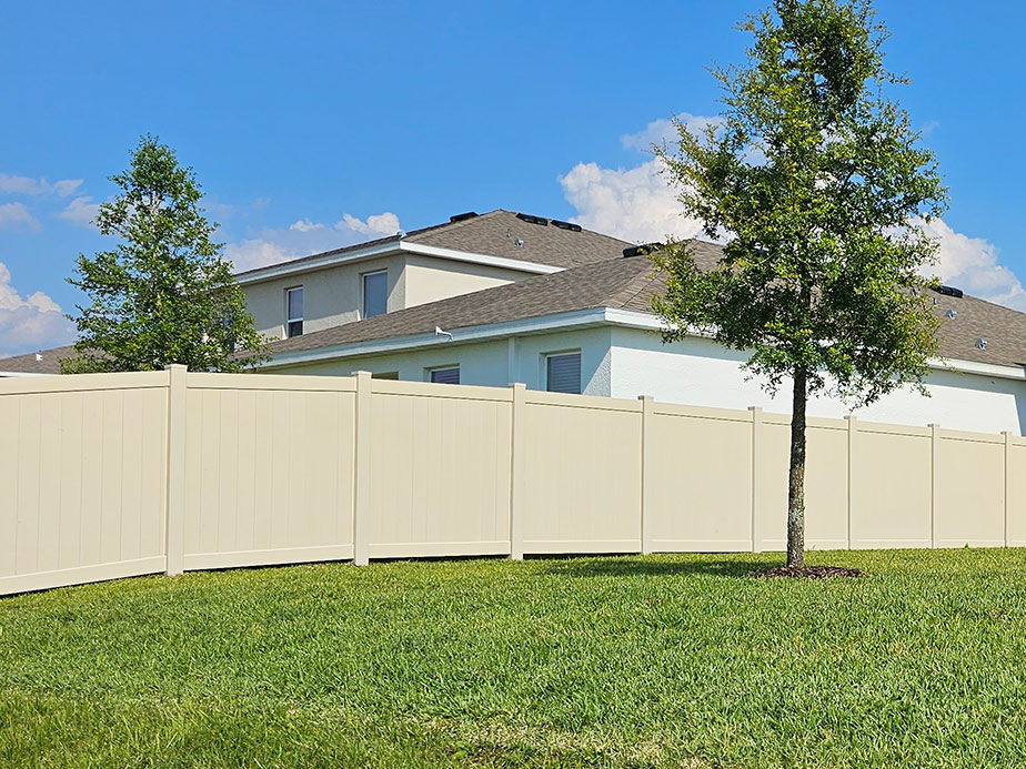 Vinyl Fence Contractor in Ocala Florida