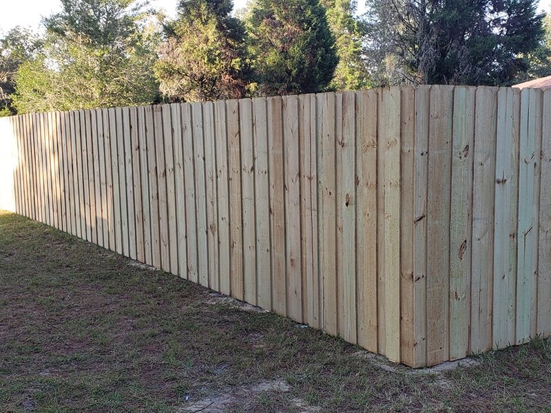 Levy County Florida wood privacy fencing